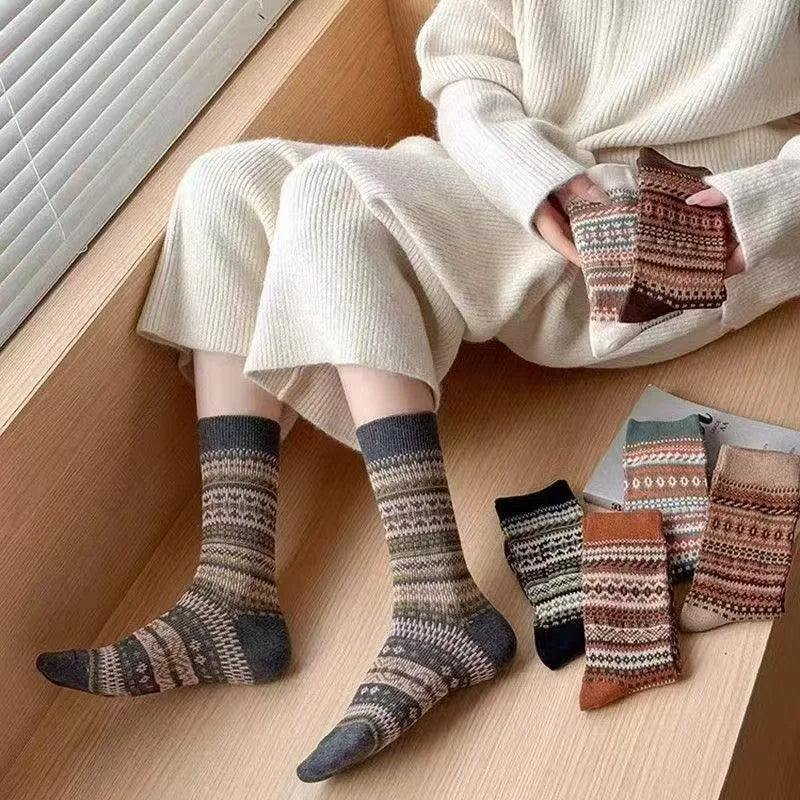 Vintage Fair Isle Crew Socks, Retro Ethnic Pattern Cotton Socks, Warm Winter Casual Slouch Socks for Women Qme