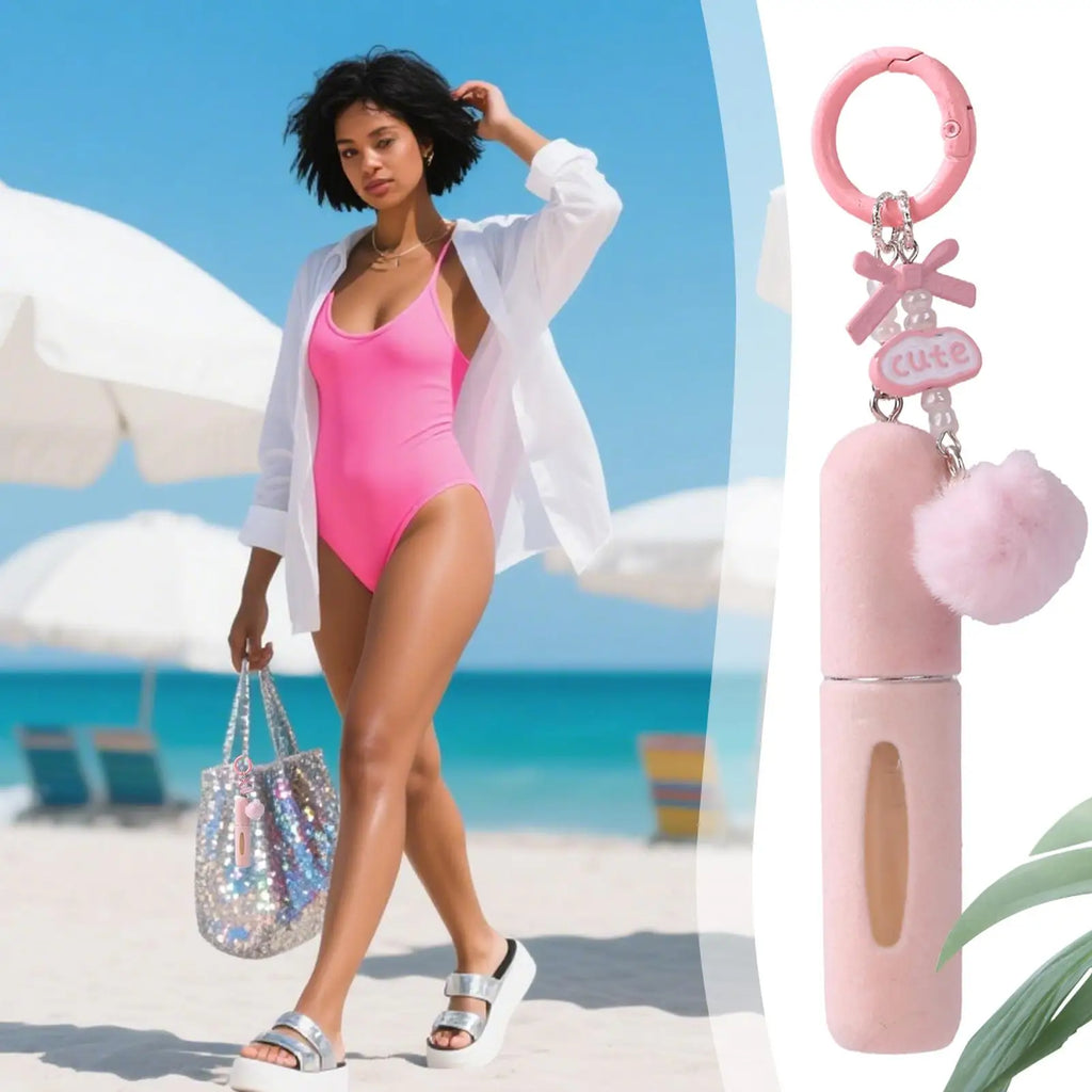 Plush bag hanging perfume bottle girly key chain 5ML perfume sub bottle Cologne Atomizer for Women Qme