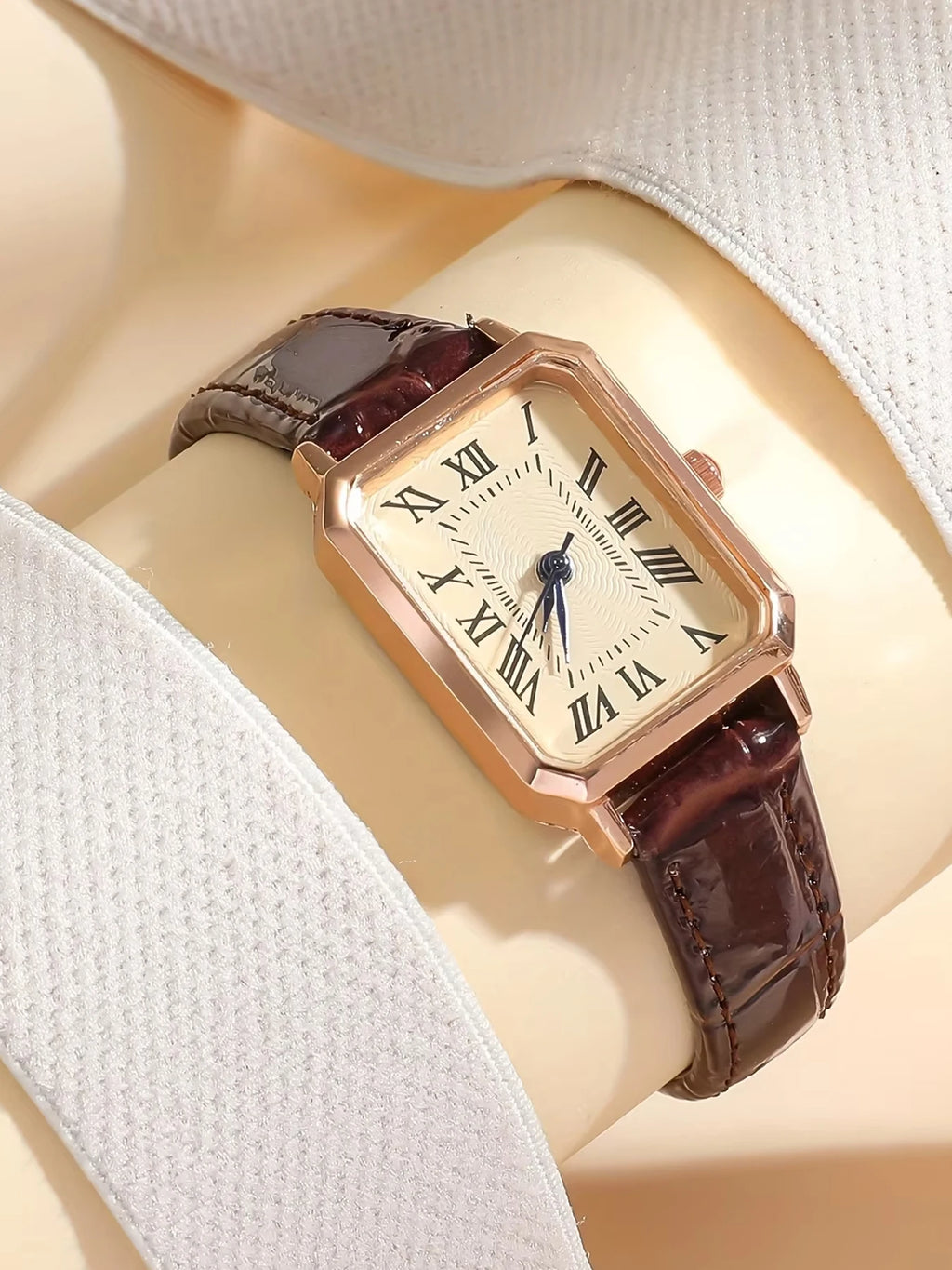 Casual Rectangle Pointer Quartz Watch Rome Fashion Analog Retro PU Leather Wrist Watch For Women Girls Qme