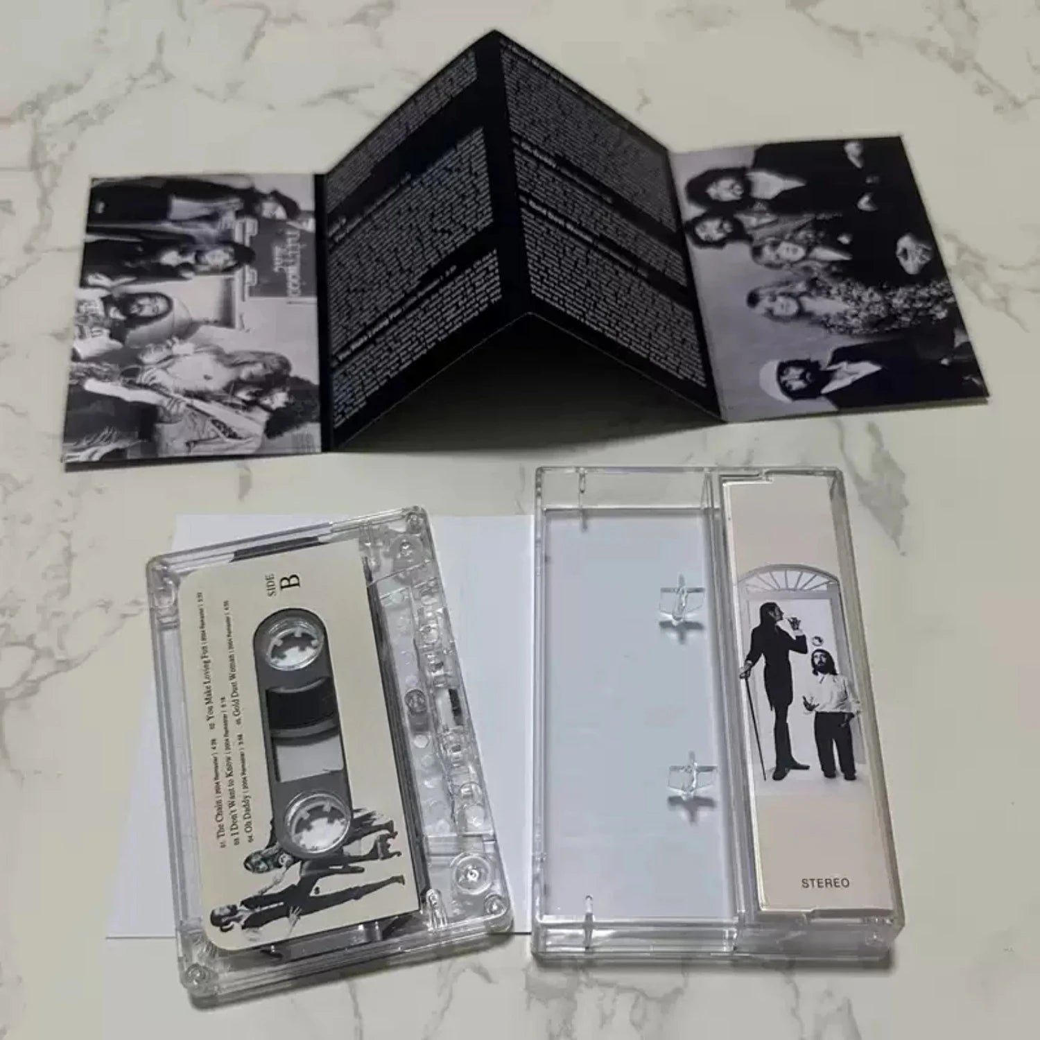 70s Folk-Rock Classic Reissue Cassette Tape | Black-and-White Retro Duo Portrait Cover, High-Fidelity Analog Format Qme