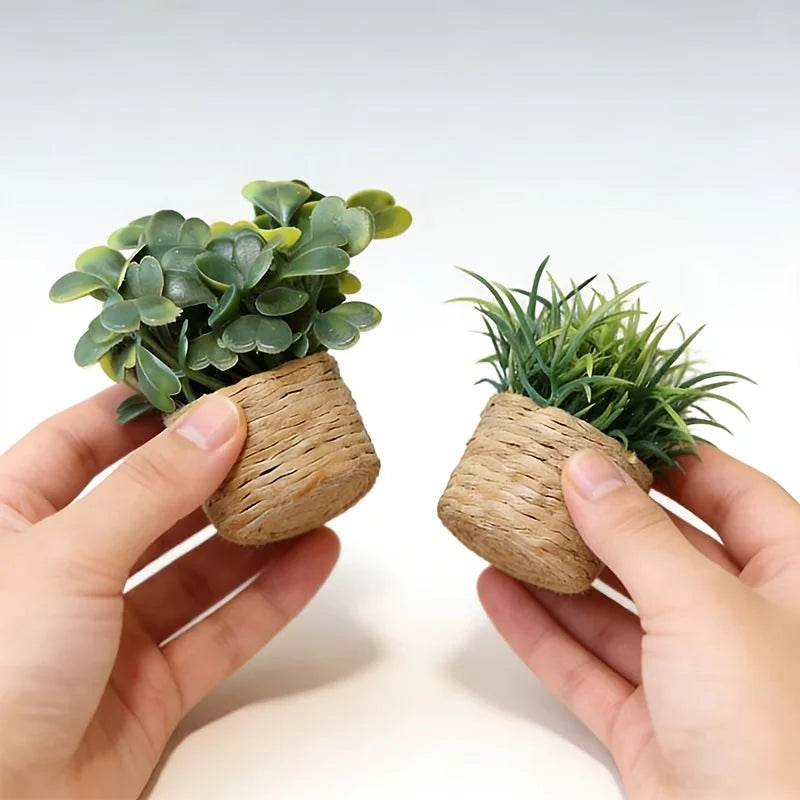 Artificial Potted Plants, Cute Mini Plants Potted Landscape Suitable for Indoor Outdoor Home Kitchen Desk Office Qme