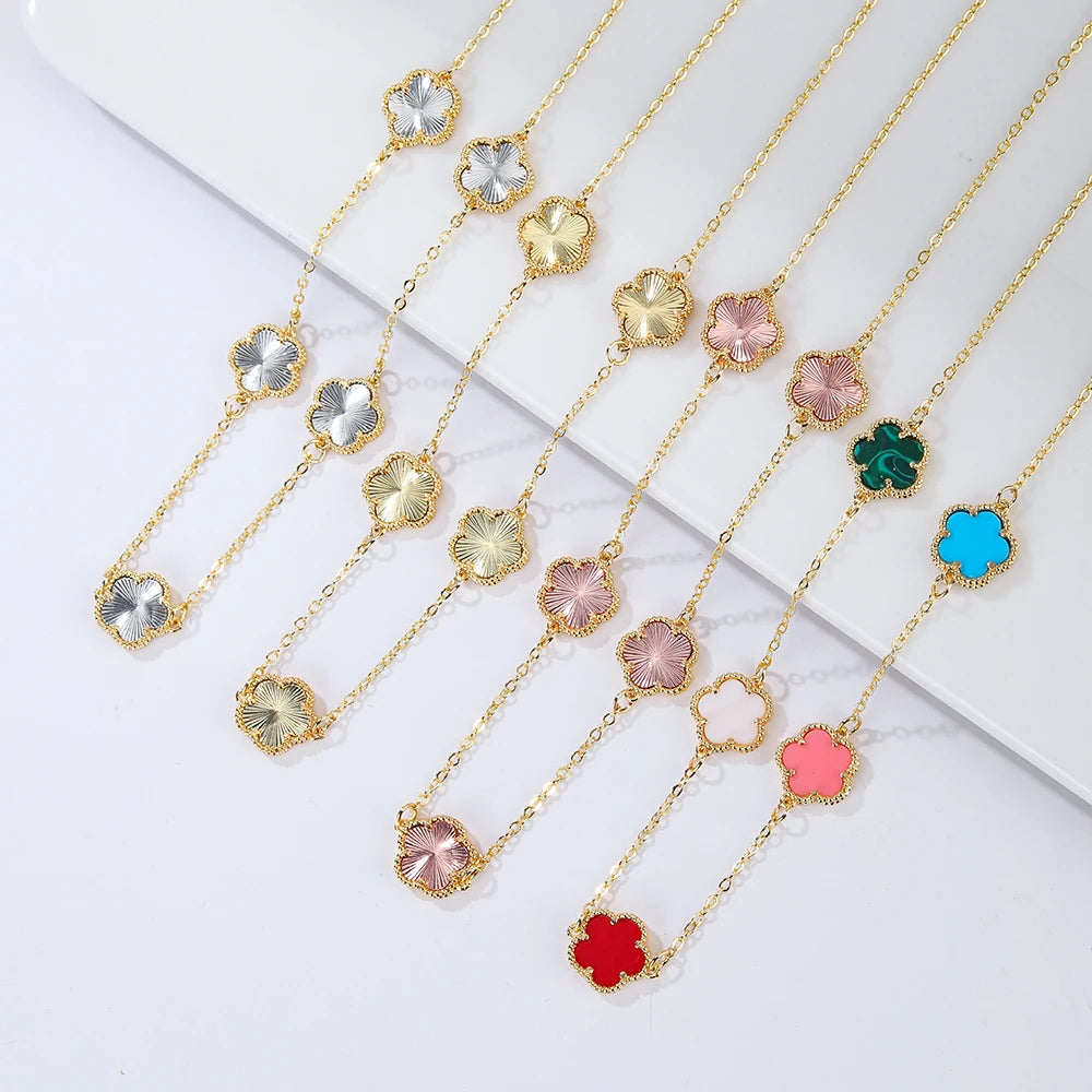 INS Hot Selling Women Five Leaf Clover Necklace Fashion Geometric Necklace Sweet Romantic Holiday Jewelry Gifts Wholesale Qme