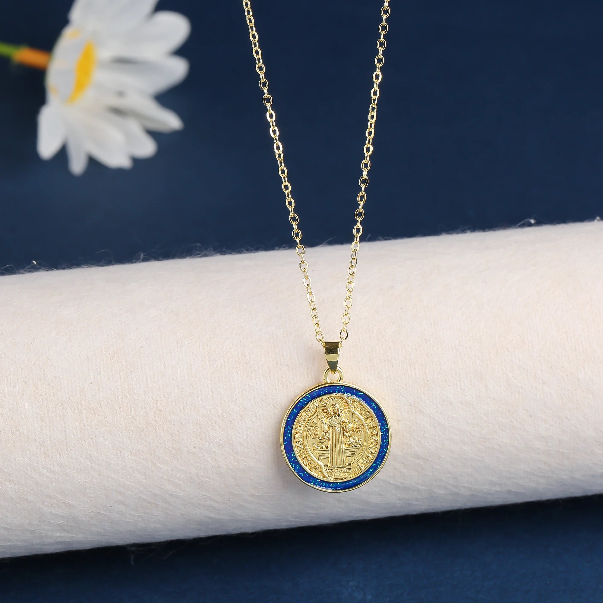 Religious Style Stainless Steel Round Zirconia Oil Drop Pendant Necklace Fashion for Man Woman Friendship Jewelry Party Gift Qme Necklace 4