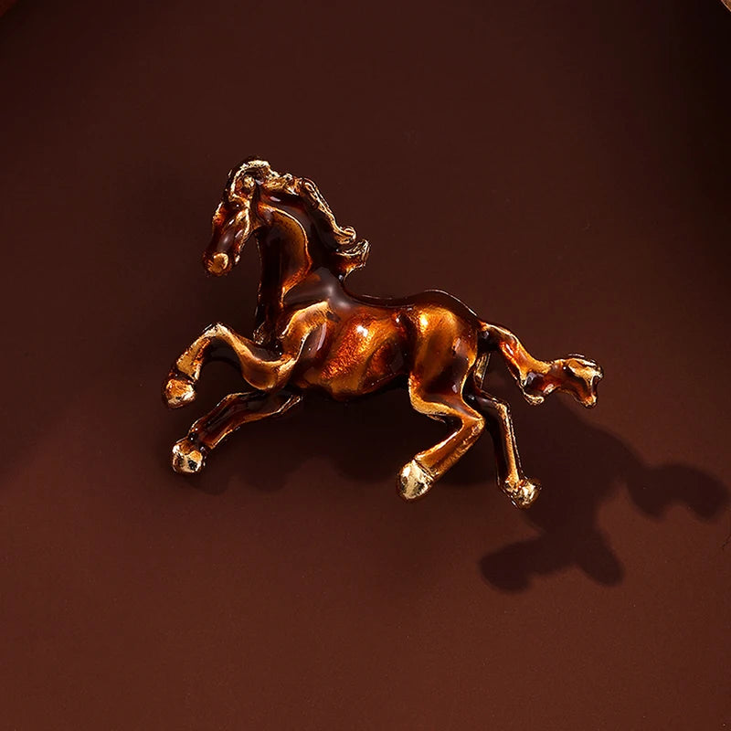 Classic Horse Brooches For Women Zodiac Animal Lapel Pins Casual Party Accessories New Year Gifts Friends Qme A4