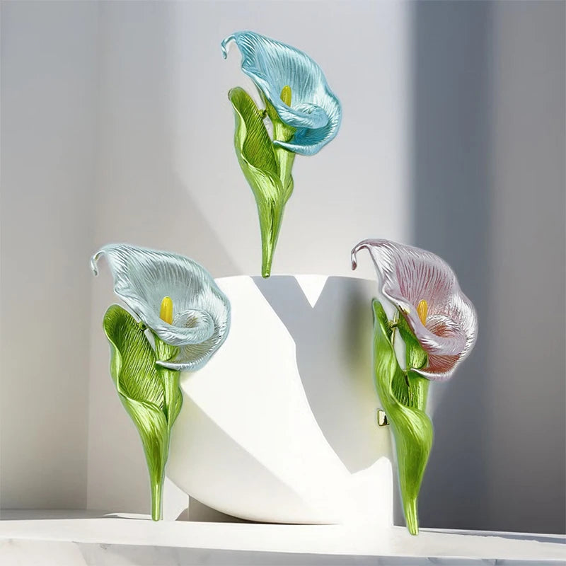 Pretty Lily Flower Brooches For Women Unisex 4-color Enamel Plants Party Office Brooch Pin Gifts Qme