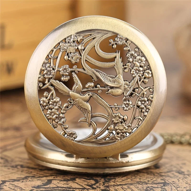 Retro Copper Magpie Animal Engraved Necklace Pendant Quartz Pocket Watch Qme