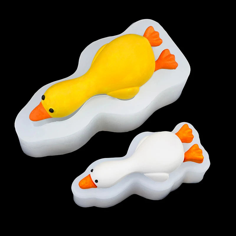 3D Cute Duck Form Silicone Mold DIY Scented Candle Plaster Soap Polymer Clay Resin Mould Handmade Baking Chocolate Cake Mold Qme