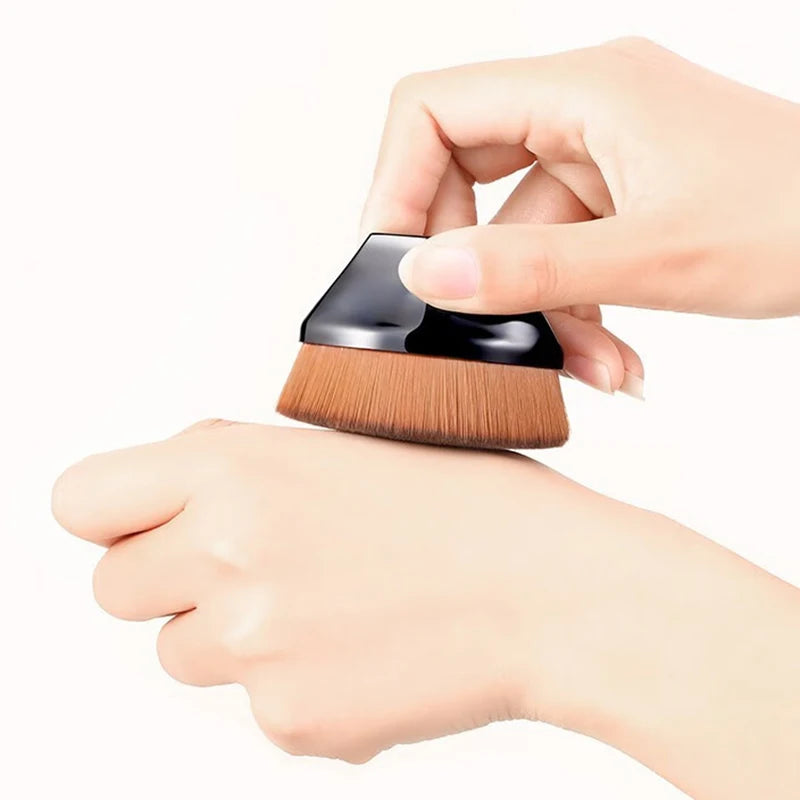 Professional Grade Foundation Brush Petal-shaped Flat Kabuki Cream Qme