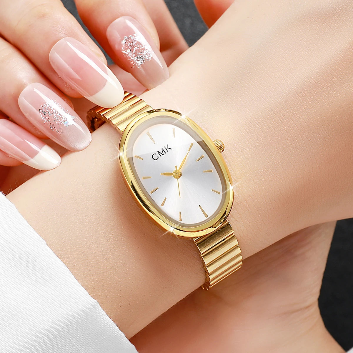 Luxury Bamboo-Strapped Oval Dial Women's Watch with Niche High-End Feel and Light Luxury Forest Student Style Qme