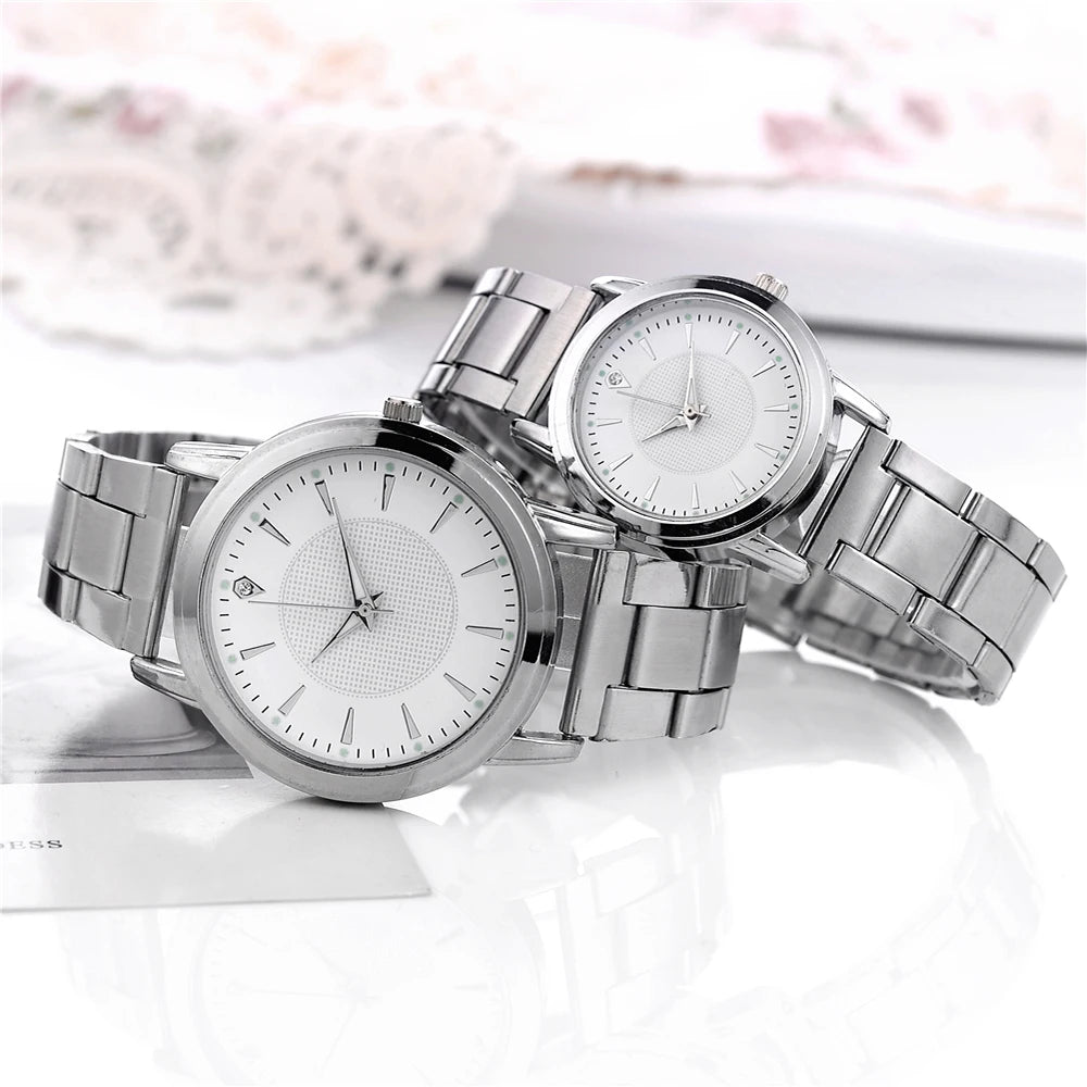 Business Casual Couple Wristwatch Pair, Polished Silver Metal Bracelet Minimal Round Dial Quartz Watch for Lovers Qme XB52nannvbai