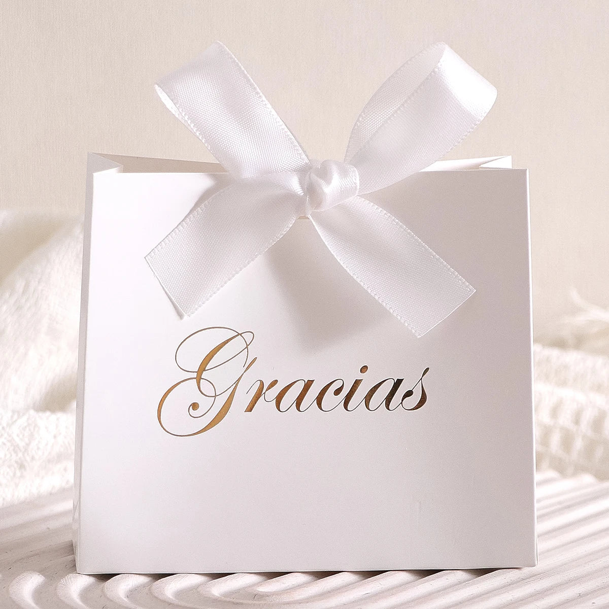Elegant 5-Piece Gift Box Set With“Gracias” Design and Ribbon - Perfect for Storing Snacks, Candies and Small Gifts - Perfect Fo Qme 5Pcs-White Other Other