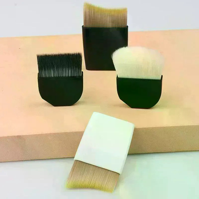 Ultra-thin One-line Foundation Brush Crescent-shaped Mask Short Qme