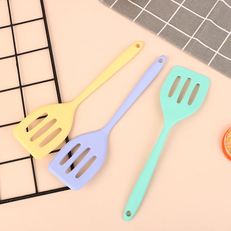 Small Integrated Silicone Frying Shovel Cooking Steak Kitchen Egg Qme