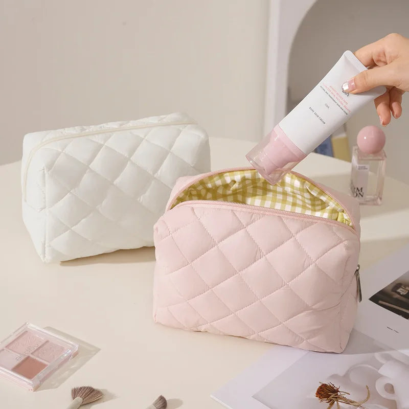 B Floral Printed Lipstick Storage Makeup Bag Women's Cosmetic Bag Beauty Organizer Case Travel Makeup Pouch Toiletry Organizer Qme