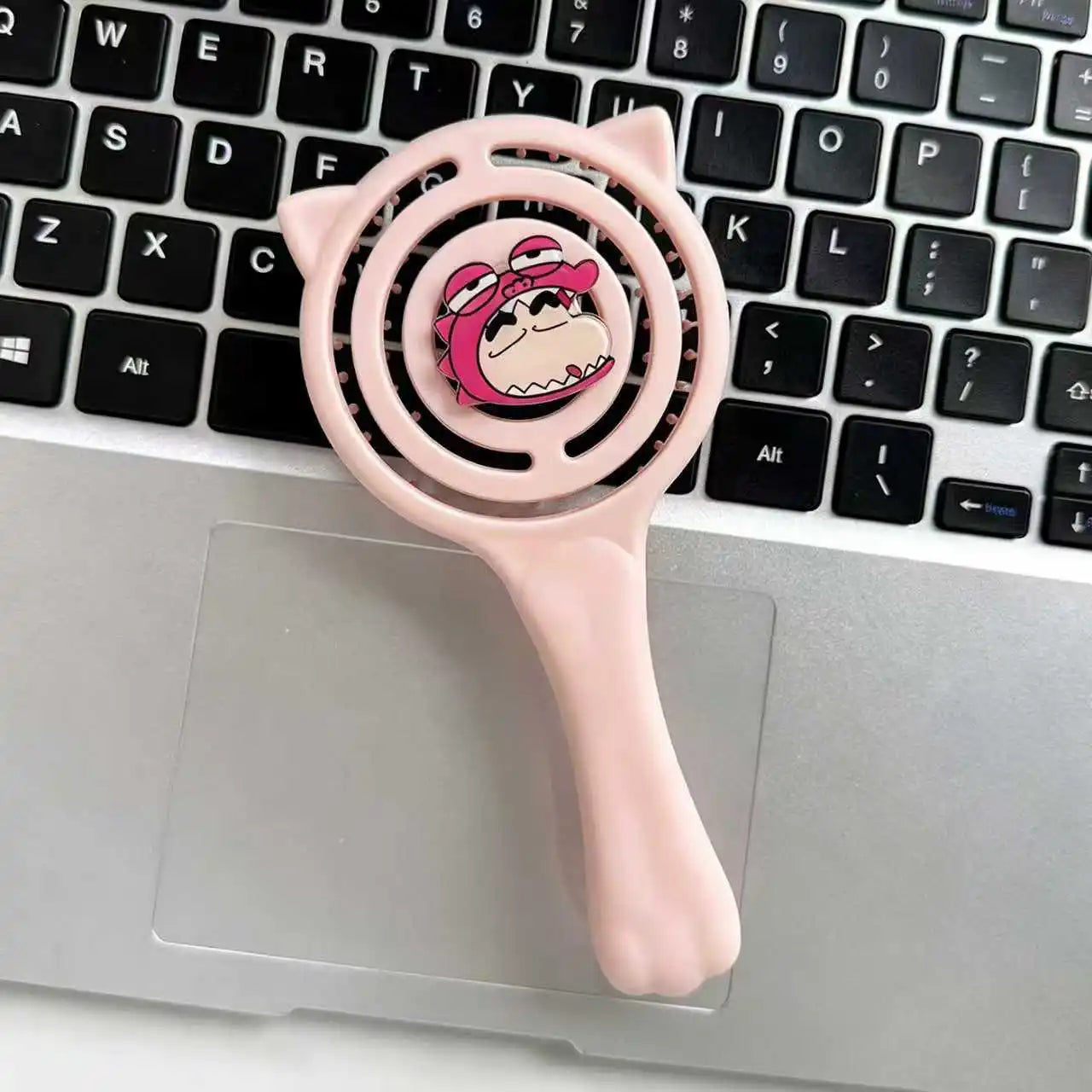 Hello Kitty's Cute Ribbed Comb Volumizing Openwork Travel-friendly Qme 1
