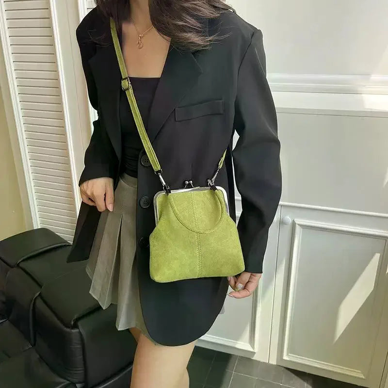 Large Capacity Retro Frosted Handbag Lock Short Handle Leather Crossbody Bag PU Clip Closure Clutch Shoulder Bag Qme
