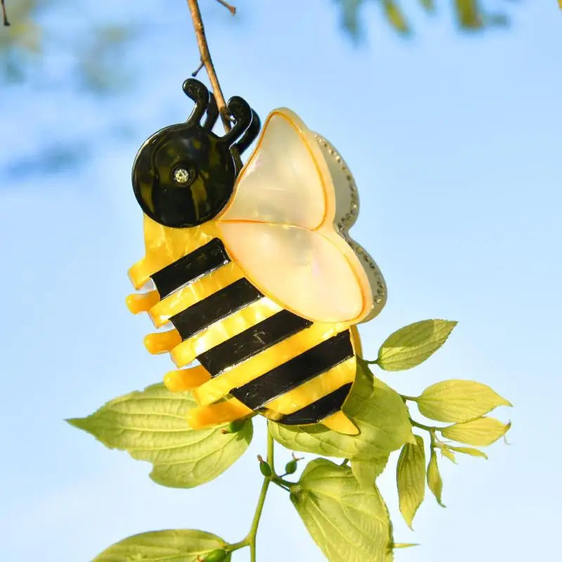 Cartoon Hair Claw Women Cute Bee Ball Shape Shark Gripper Creative Qme