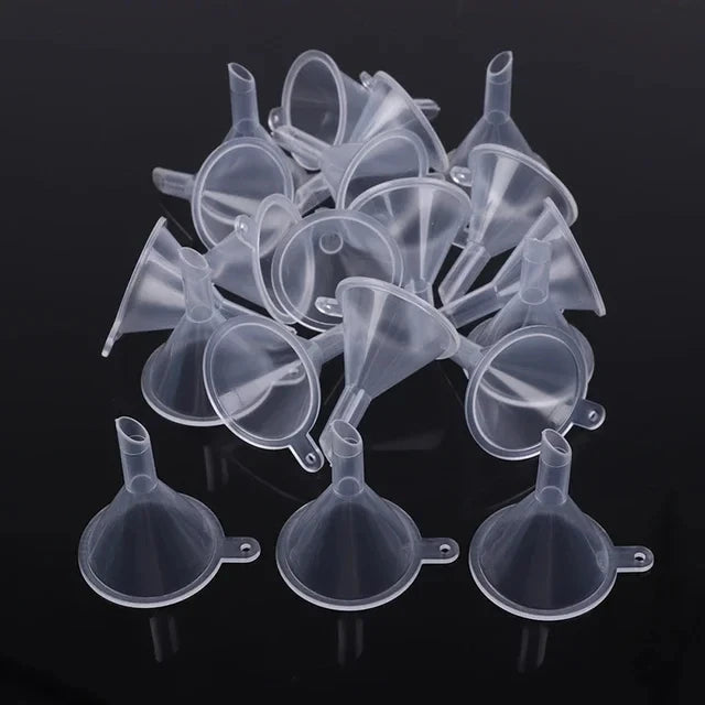 100pcs/lot Plastic Small Funnels For Perfume Mini Liquid Oil Funnels Kitchen Gadget Empty Bottle Packing Tools Qme Clear