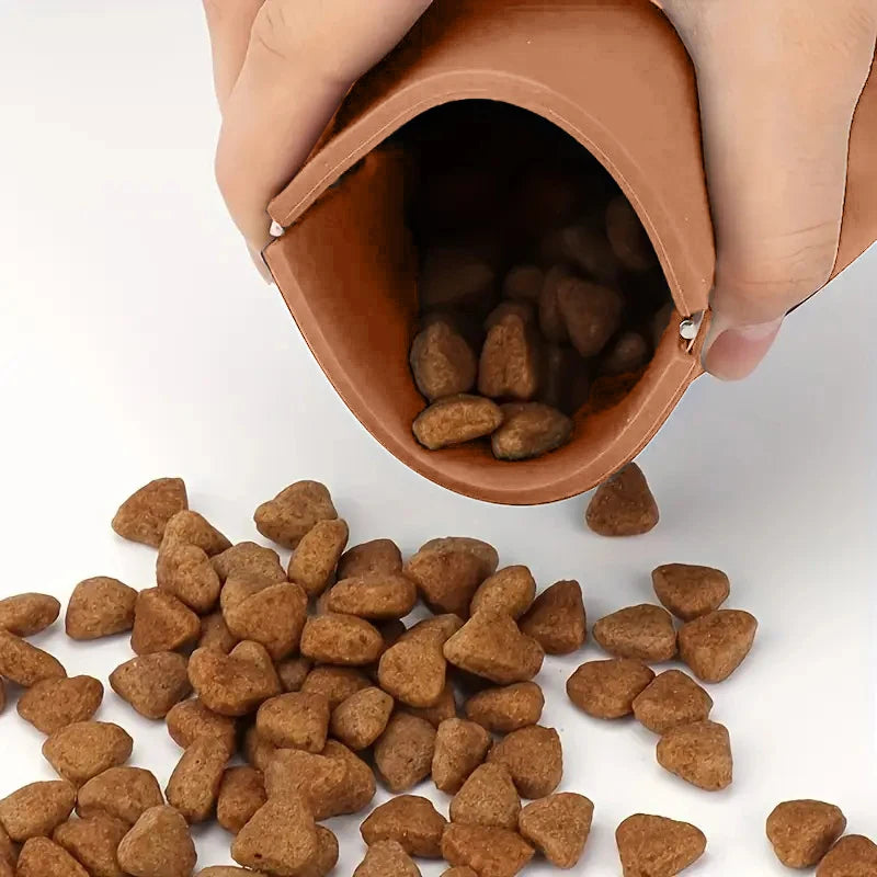Portable Pet Snack Bag Easy Clean Waterproof Outdoor Training Secure Qme