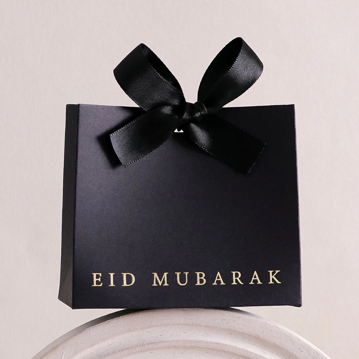 10Pcs, Eid Mubarak Laminated Mini Gift Boxes, Classic Black, White and Pink, with Elegant Ribbon, Size: 11.5*10 * 4.5cm - Perfe Qme