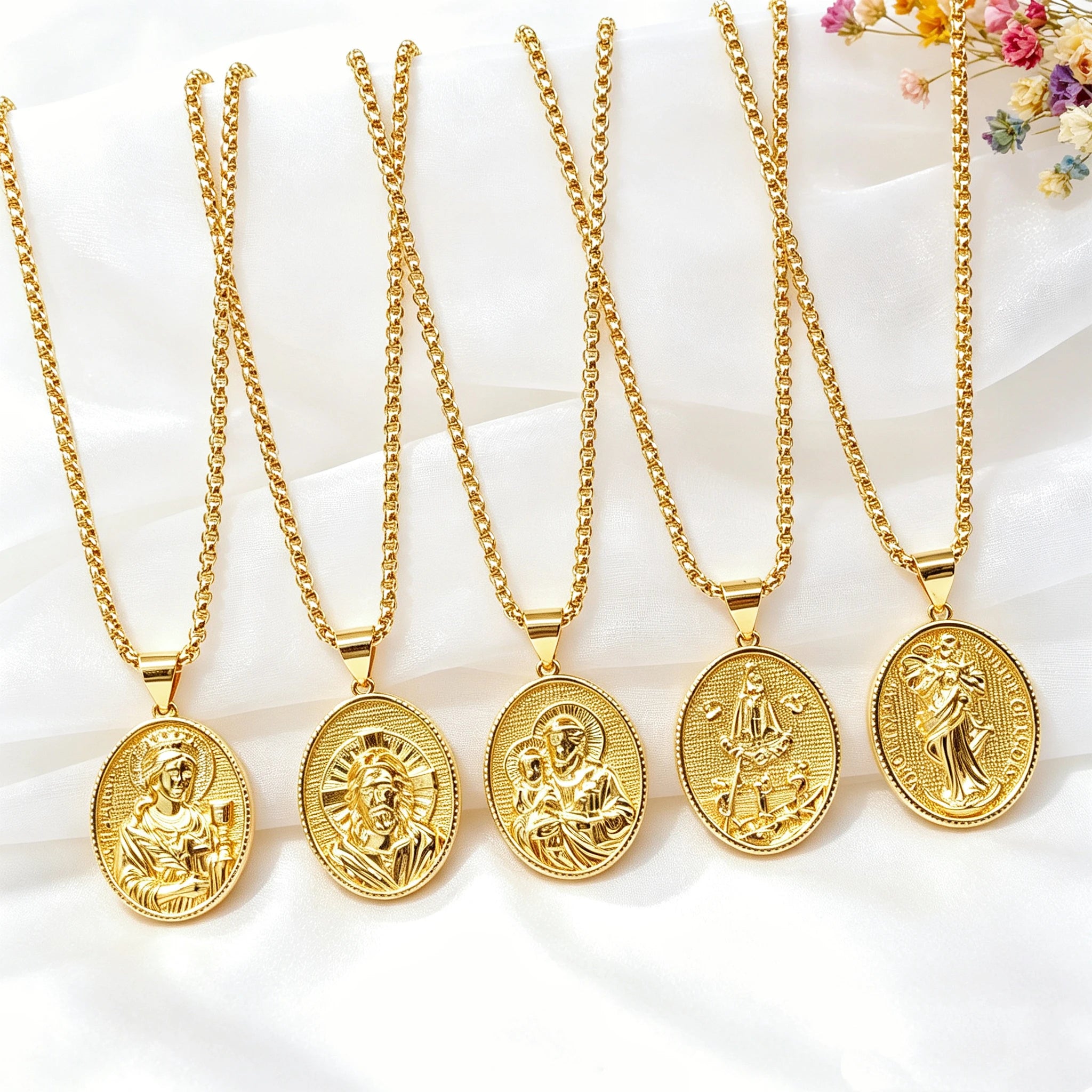 Stainless Steel Chain Classic Christian Catholic Jesus Christ Our Lady of Guadalupe Necklace for Men Women Party Amulet Jewelry Qme