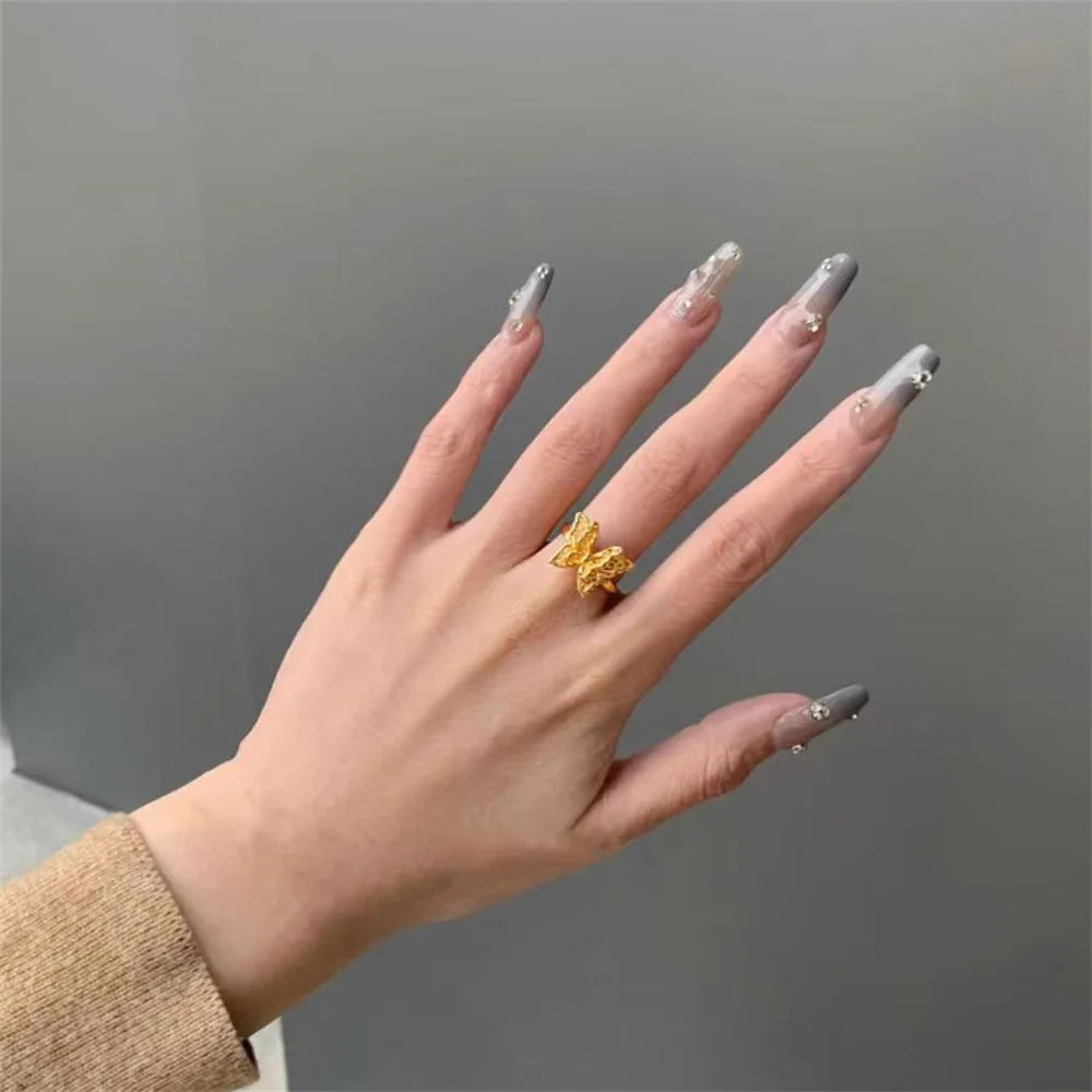 Ancient Golden Hollow Butterfly Open Ring Fashionable Elegant Design Trendy Luxury Ins Advanced Versatile Ring Wholesale Qme