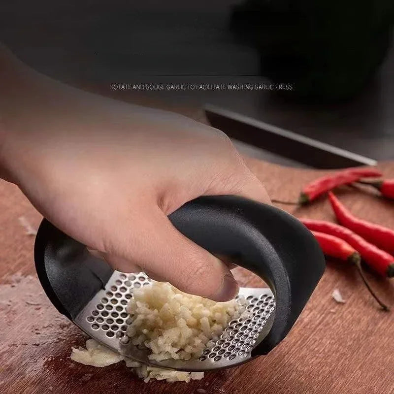 Stainless Steel Garlic Press Crusher Manual Garlic Mincer Chopping Garlic Tool Fruit Vegetable Tools Kitchen Accessories Gadget Qme