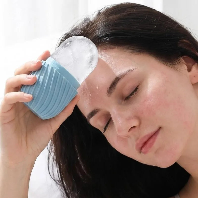 Facial Ice Roller Pore Shrinkage Silicone Face Cube Tray Portable Qme
