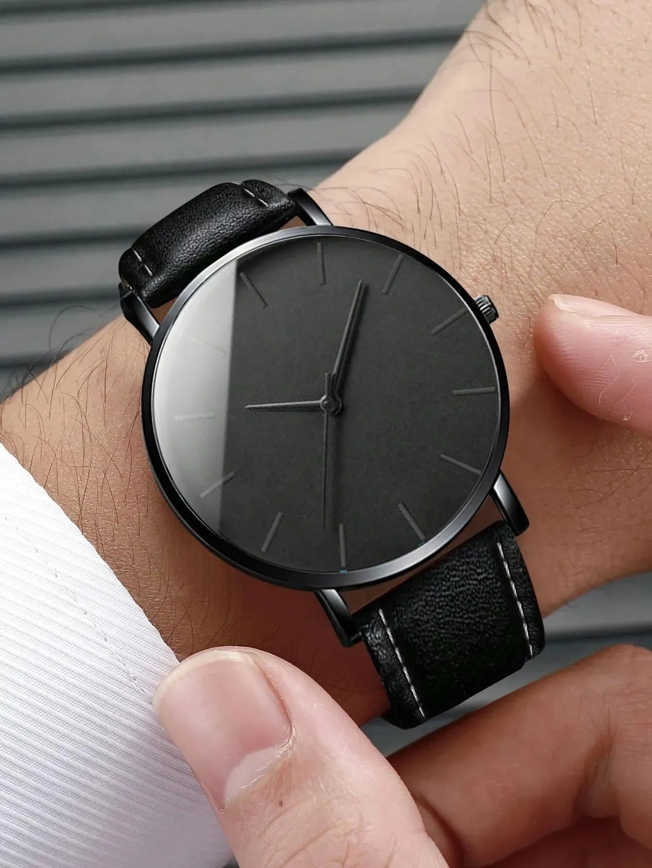 Watch New Men Watch Luxury Bracelet Set Fashion Business Black Leather Quartz Wrist Watches For Men Gift Set Relogio Masculino Qme