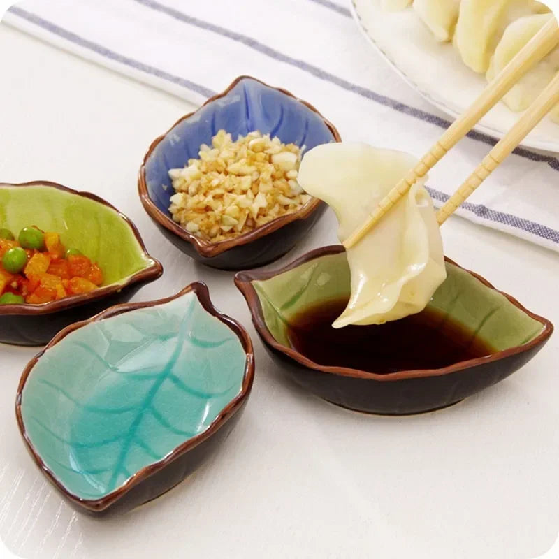 1/4PCS Leaves Ceramic Saucer Creative Ice Crack Glaze Leaf Ceramic Seasoning Soy Sauce Vinegar Plates Kitchen Multi-Purpose Dish Qme
