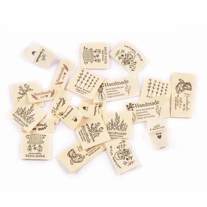 50pcs 28-52mm Mix Beige Rectangle Label For DIY Handmade Clothing Hat Decorative Sewing Accessories Flower Plant Patterns cp3820 Qme