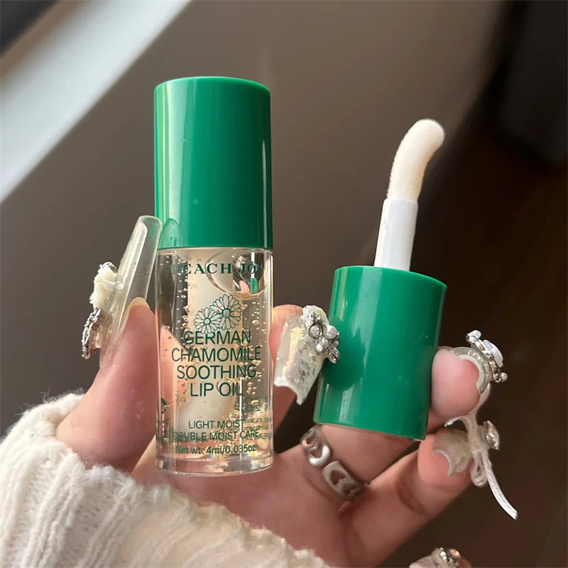 German Chamomile Lip Oil Lightweight Moisturizing Double Caring Lips Qme