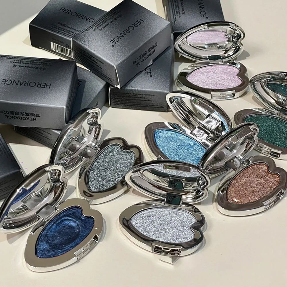 HERORANGE Loveheart Monochrome Highlighter Pearlescent Shawdow Qme