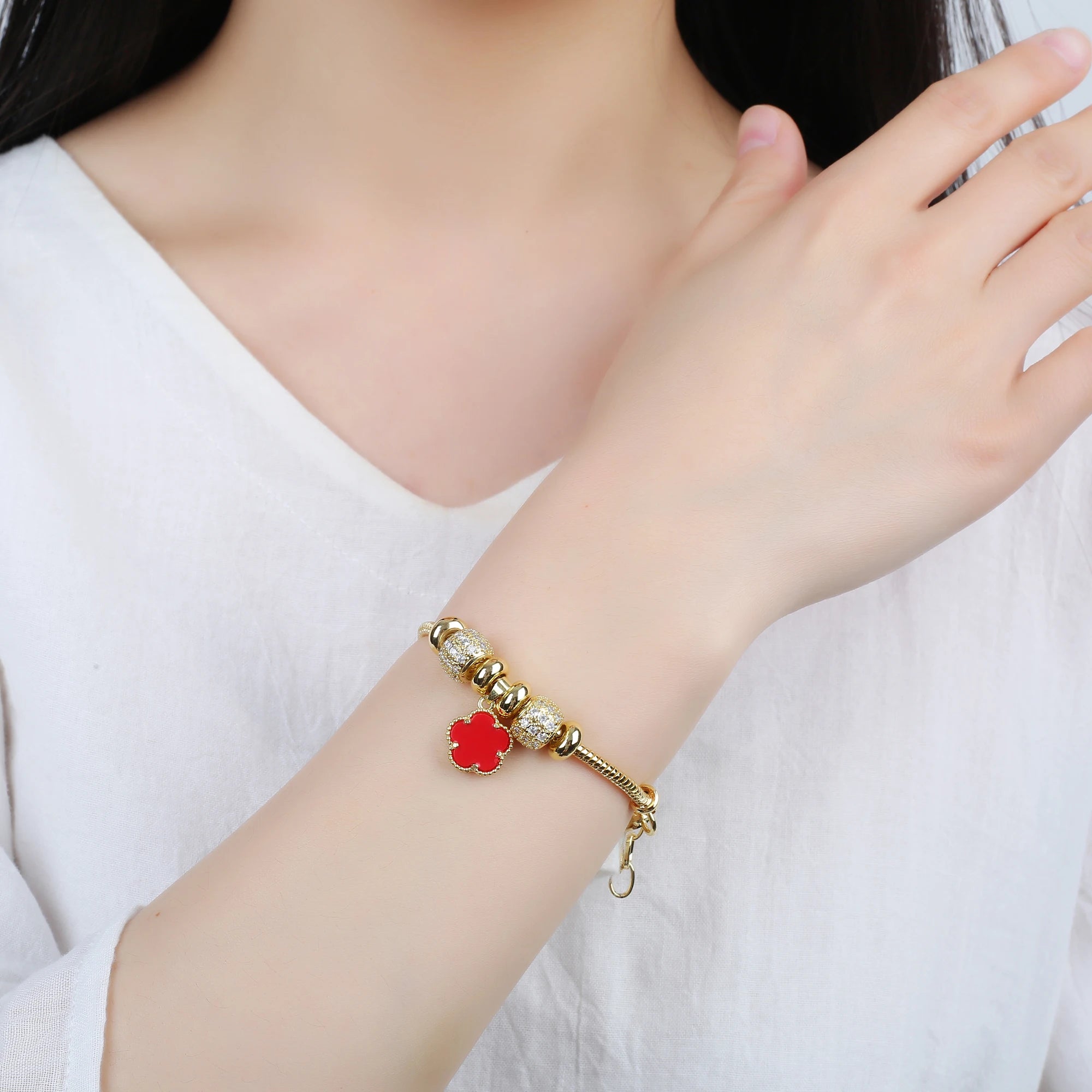 INS Hot Sale 10 Colors Natural Stone Five Leaf Flower Snake Bone Chain Bracelet Classic For Woman Clover Cz Ewelry Party Gift Qme