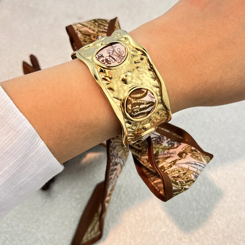 Stainless steel wide hollow bracelet y2k sun moon shape scarf bracelet vintage autumn winter exquisite jewelry for women Qme