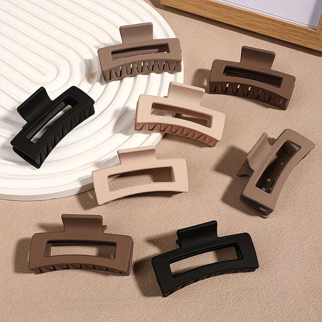 4-Piece Simple Frosted Anti-slip Retro Hollow Design Hair Claws Qme