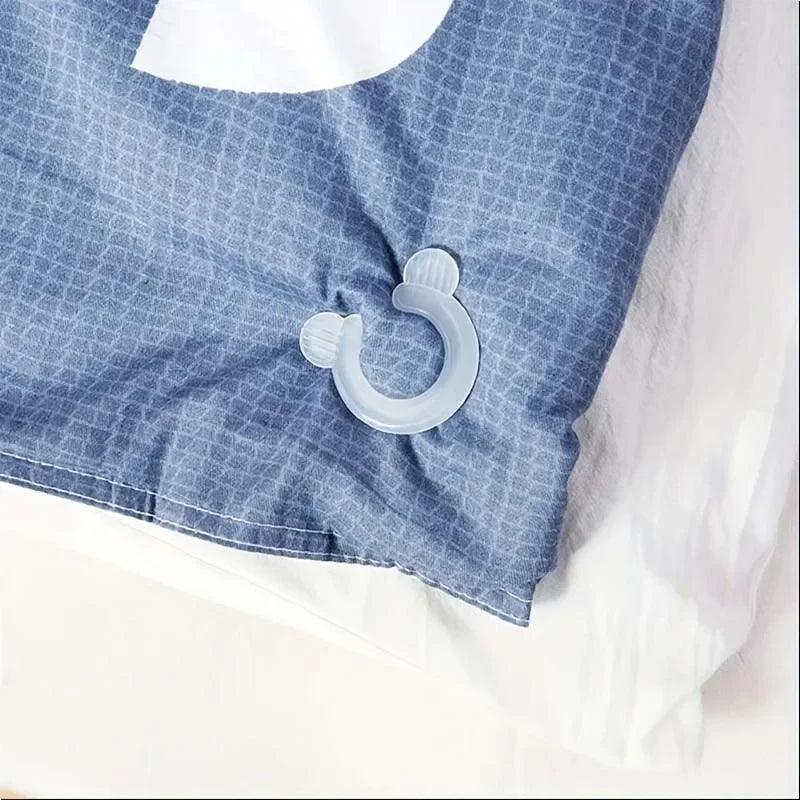 8 Pairs Needle-Free Duvet Clips, Anti-Slip Quilt Fasteners, Secure Blanket Holder Clips for Comforters, Duvet Covers and Bed She Qme