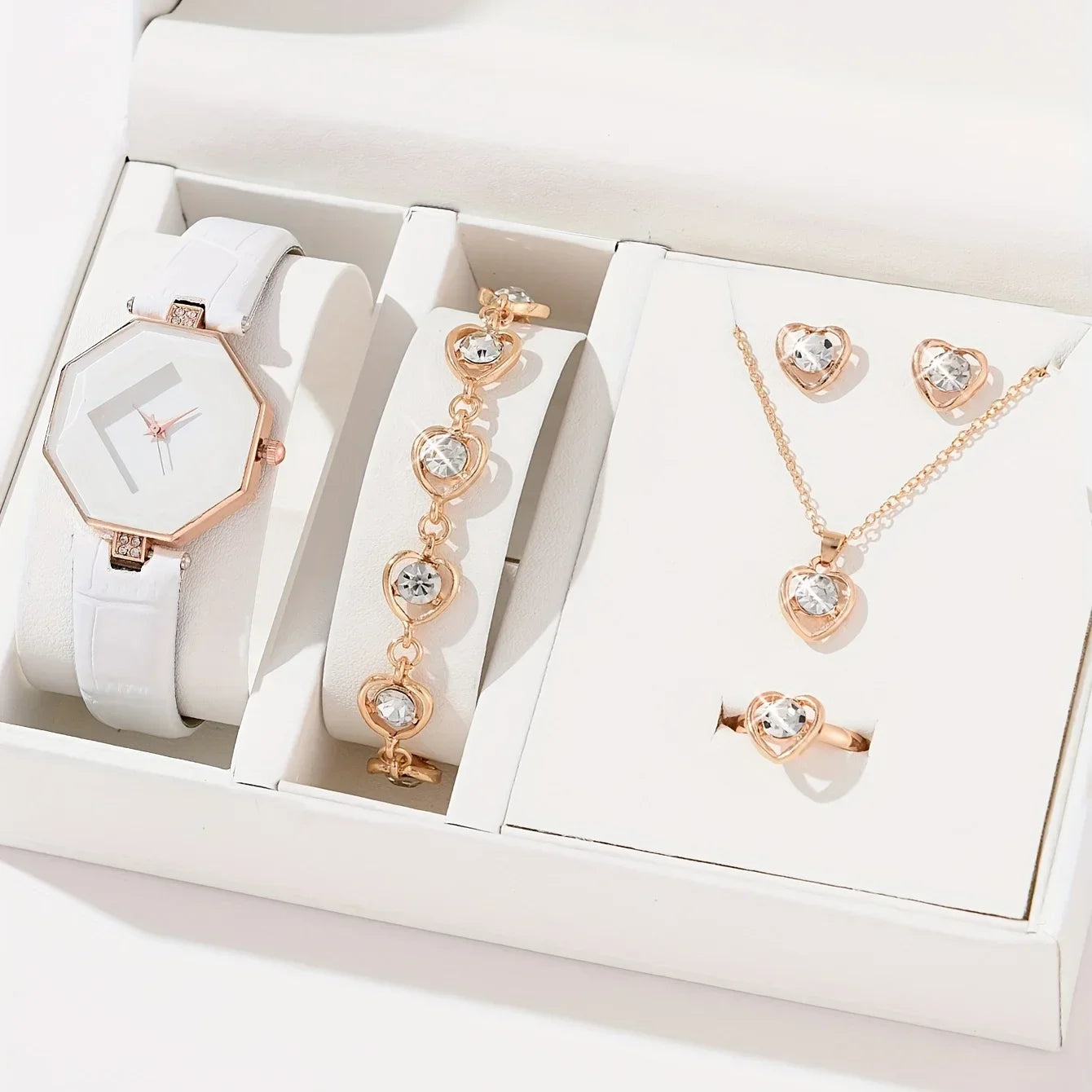 New Light Luxury Women's Watch Diamond Cutting Surface Water Diamond Watch Versatile Belt Quartz Watch Qme 1 No