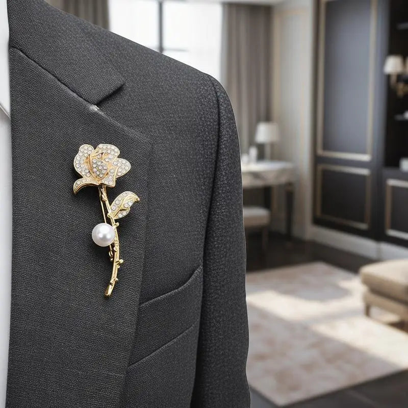 Elegant Gold Color Rose Flower Brooches For Women Alloy Rhinestone Bouquet Brooch Wedding Coat Dress Decoration Gifts Qme