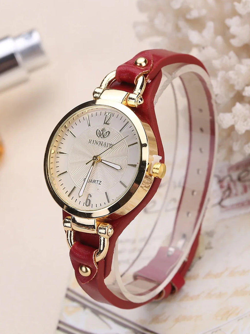 Ladies' quartz thin belt dial watch, fashionable and simple student watch Qme Red