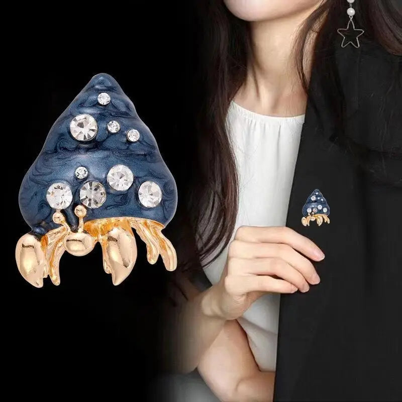 1Pcs Unisex Animal Pins Enamel Rhinestone Crab Brooches Multi Color Available Casual Party Accessories Gifts Qme