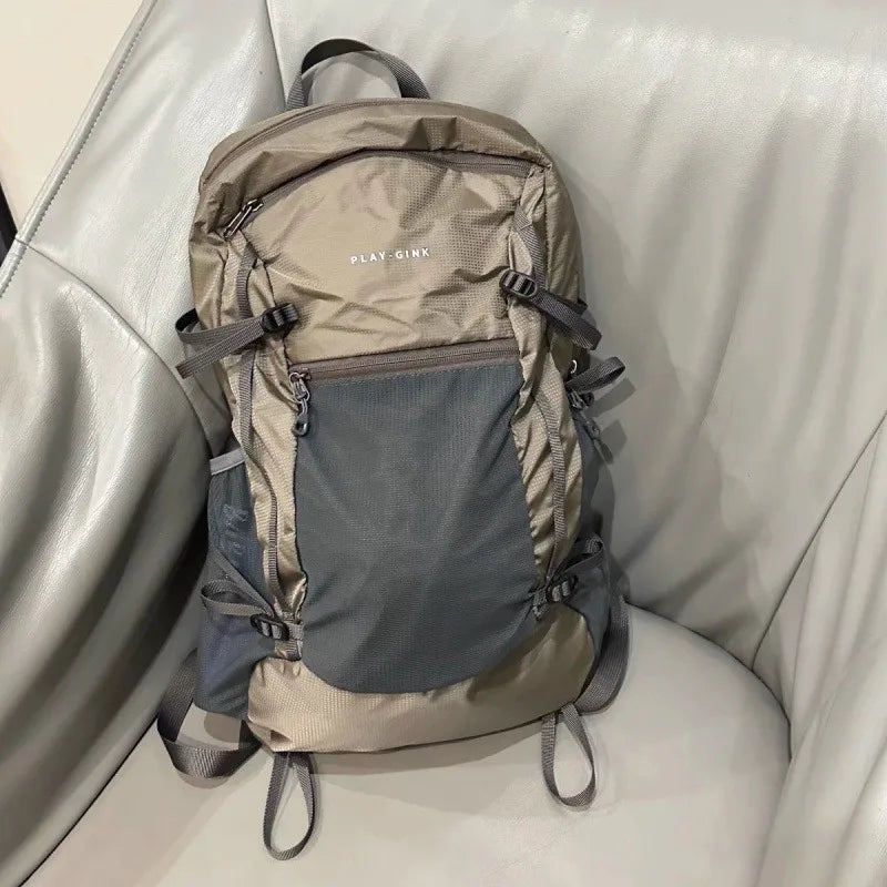 Outdoor Backpack Lightweight Waterproof Travel Mountaineering Bag Qme