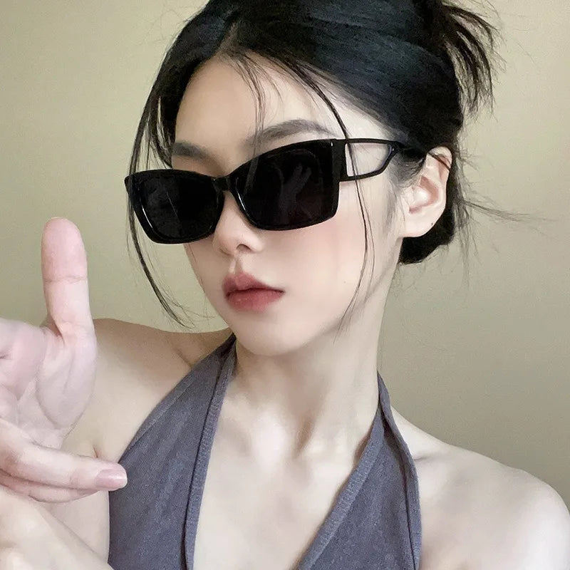 New Cat Eye Women Sunglasses Vintage Brand Designer Fashion Sun Glasses Big Cateye Designer SunGlasses Shades Female Anti-Glare Qme