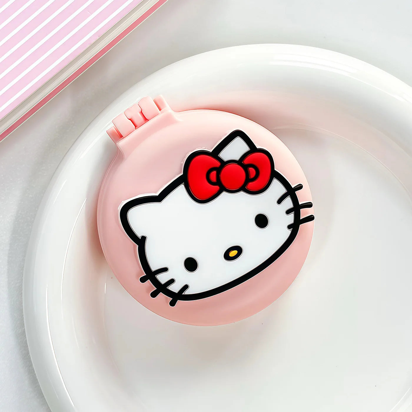 Cute Hello Kitty Black Air-cushion Comb 2-in-1 Mini Mirror Qme 3