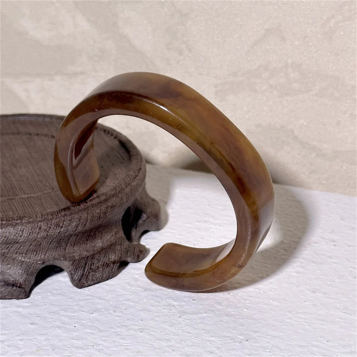 Fashion Y2k Irregular Acrylic Resin Chunky Wide Bangles for Women Kpop Geometric Charm Bracelet Couple Jewelry Pulseras Bangle Qme ka
