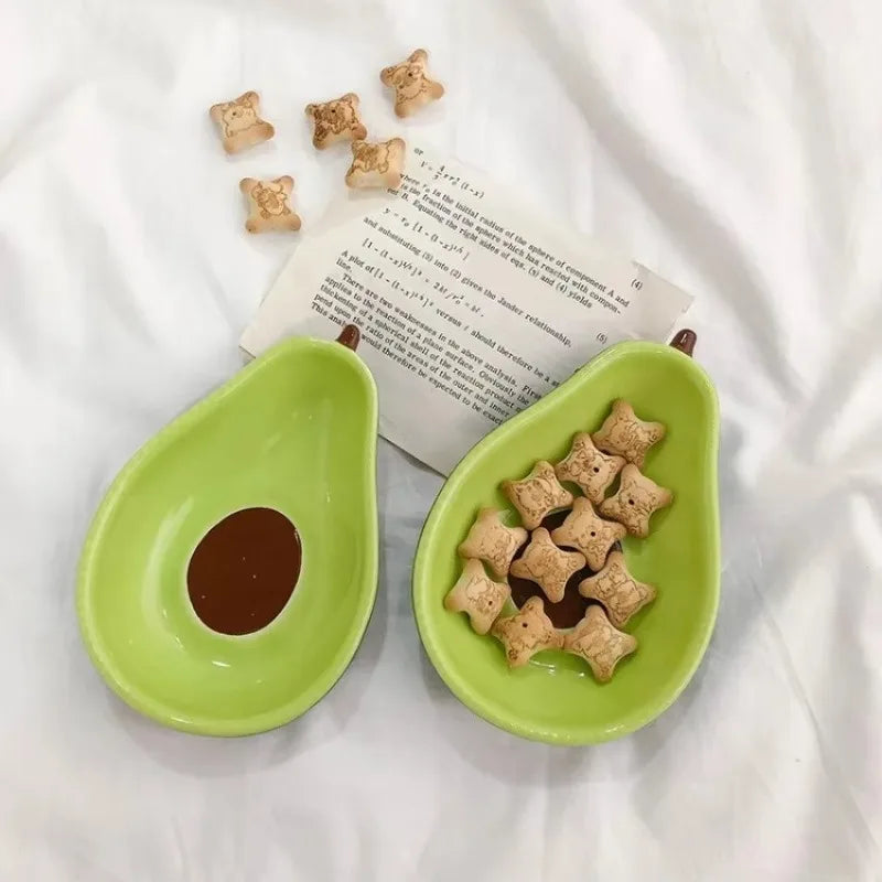 Creative Avocado Shaped Ceramic Dish Home Fruit Salad Plate Dessert Bowl Cartoon Tableware Dumpling Dipping Sauce Seasoning Dish Qme