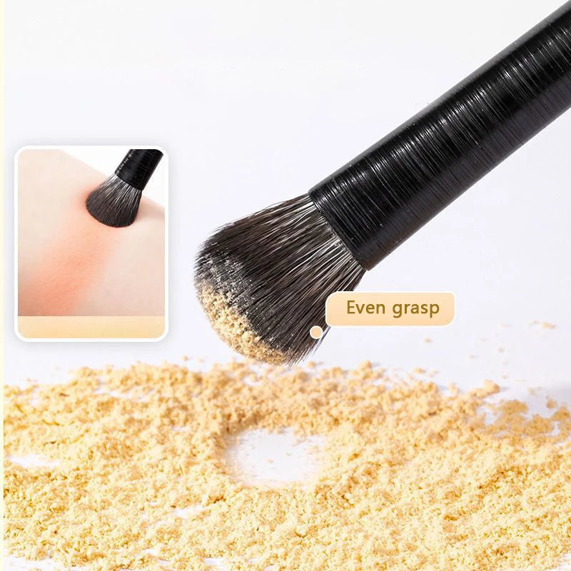 Professional Soft Contouring Eyeshadow Eyeliner Eyebrow Brush Women Qme