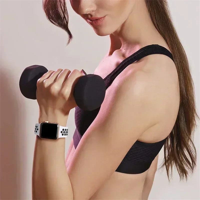 Silicone Strap for Apple Watch Band Ultra 2 49mm 38mm 42mm Sport Bracelet iWatch Series 9 8 7 41mm 45 mm 7 6 SE 5 4 3 44mm 40mm Qme
