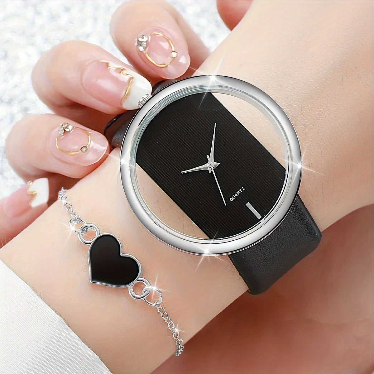Silver hollowed out large dial, white belt, ladies' quartz watch, heart-shaped fine bracelet, two-piece set Qme HH10009