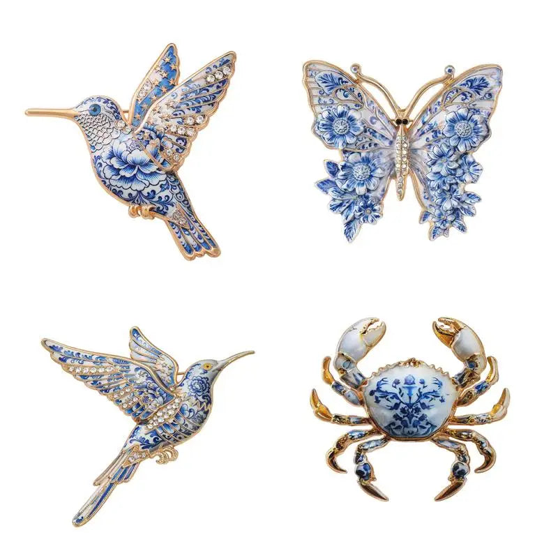 Chinese Blue White Porcelain Pattern Brooch Elegant Floral Animal Design for Cheongsam Banquet Outfit Decor Lapel Pin Qme